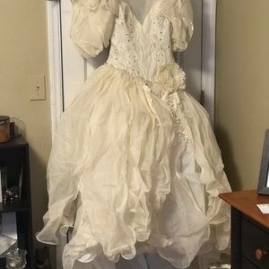 Wedding dress St. Pucchi